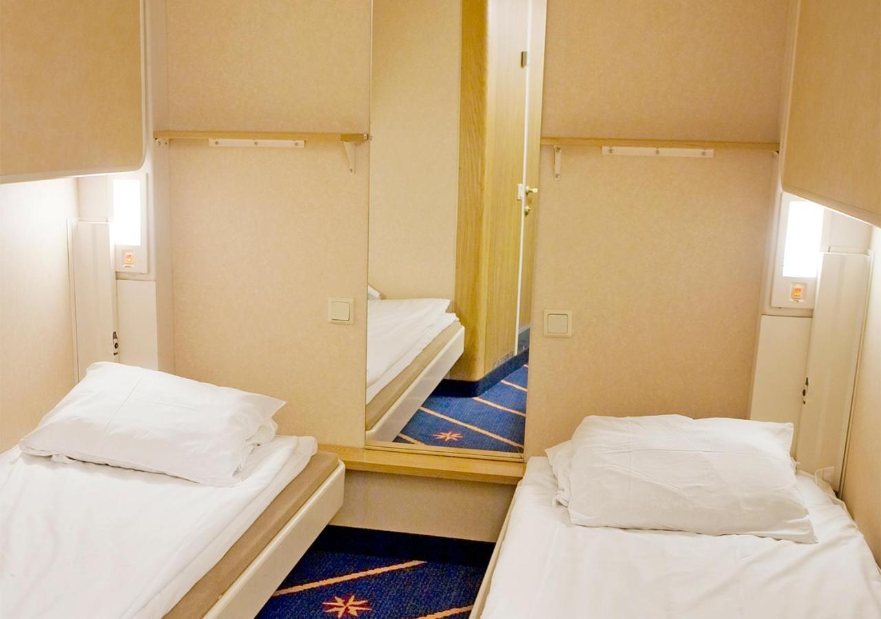 Hotel Viking Line Ferry Viking Cinderella - One-Way Journey From Helsinki To Stockholm Habitación foto